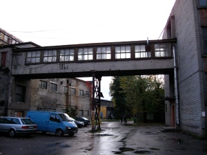 Disused Bridge over main courtyard, Telliskivi